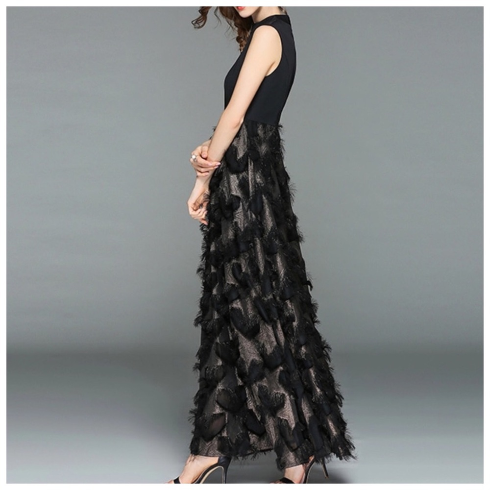 JOSHLYNNE Black Bronze Eyelash Star Heart Dress - Picture 3 of 5